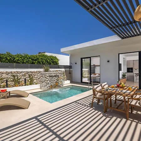 Delta Exclusive Pool Villa *